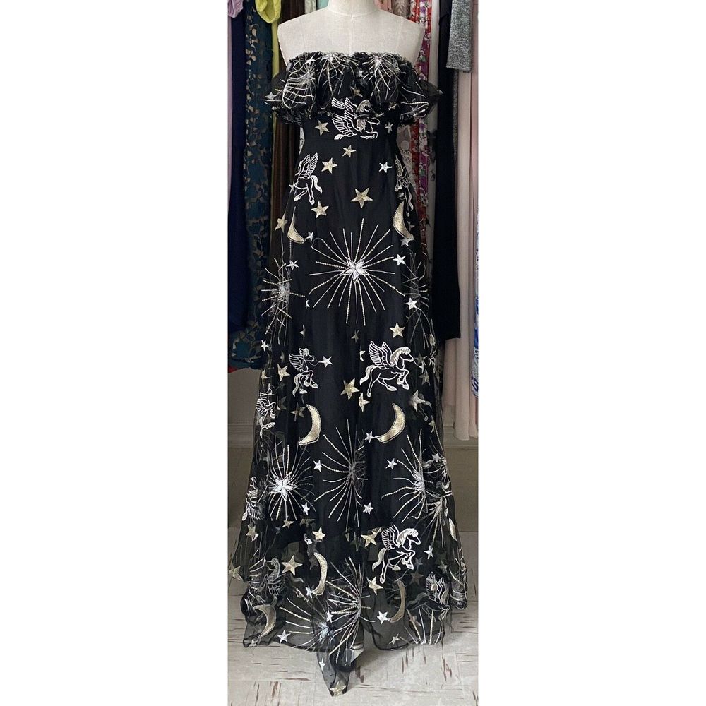 New Space Embroidered Maxi Dress Size Small - Picture 1 of 4